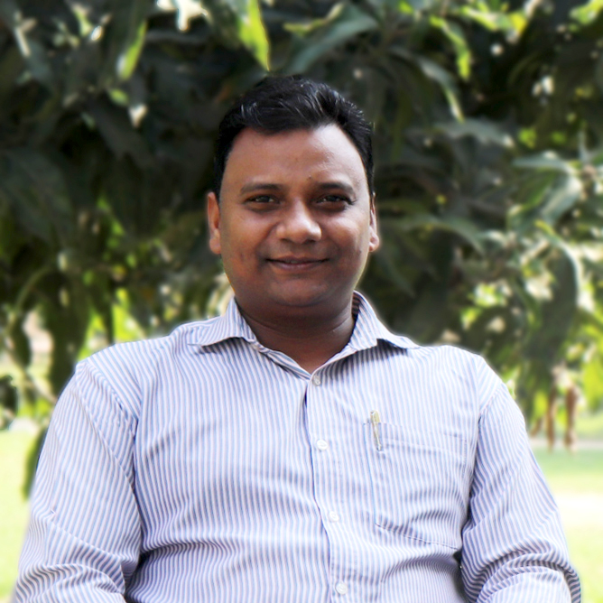 Dr. Ravi Kant Ravi